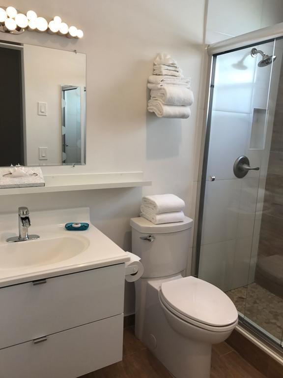 Wave Beach Vacation Rentals Помпано-Біч Номер фото